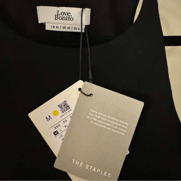 NEW with tags Love, Bonito Devynn Padded Crop Tank Top Black M - Picture 4 of 5